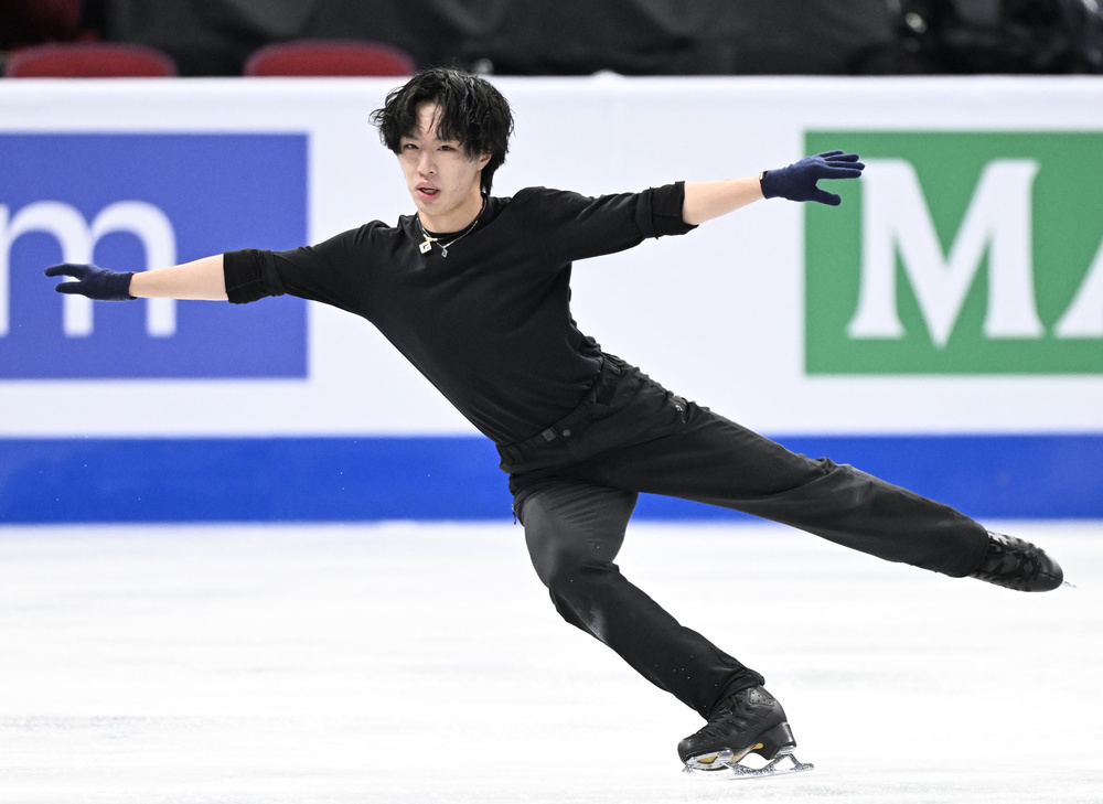 「ビジュから本気でいきたいと思って」　三浦佳生　世界選手権公式練習後