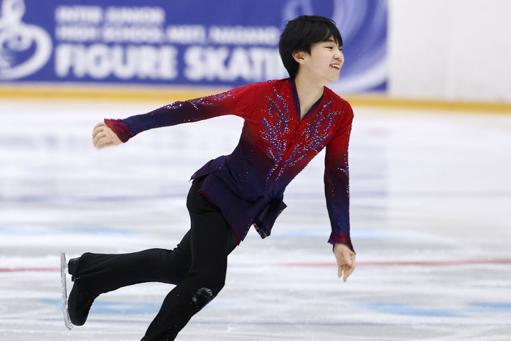 新品 フィギュアスケートファン通信11 メディアックス 新品 フィギュアスケートファン通信11 メディアックス フィギュア