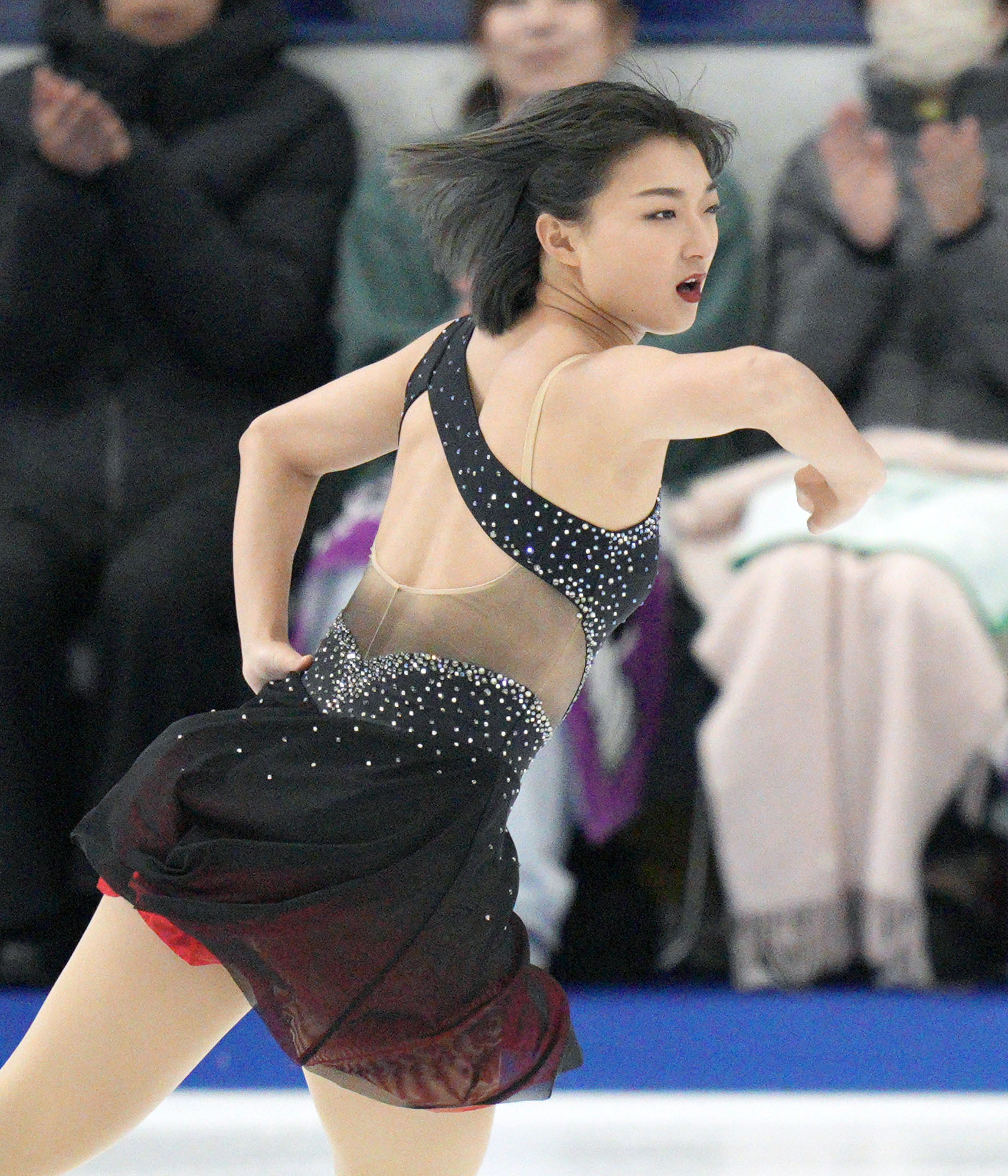 アイスショー「ドリーム・オン・アイス」で演技する坂本花織=6月、コーセー新横浜スケートセンター